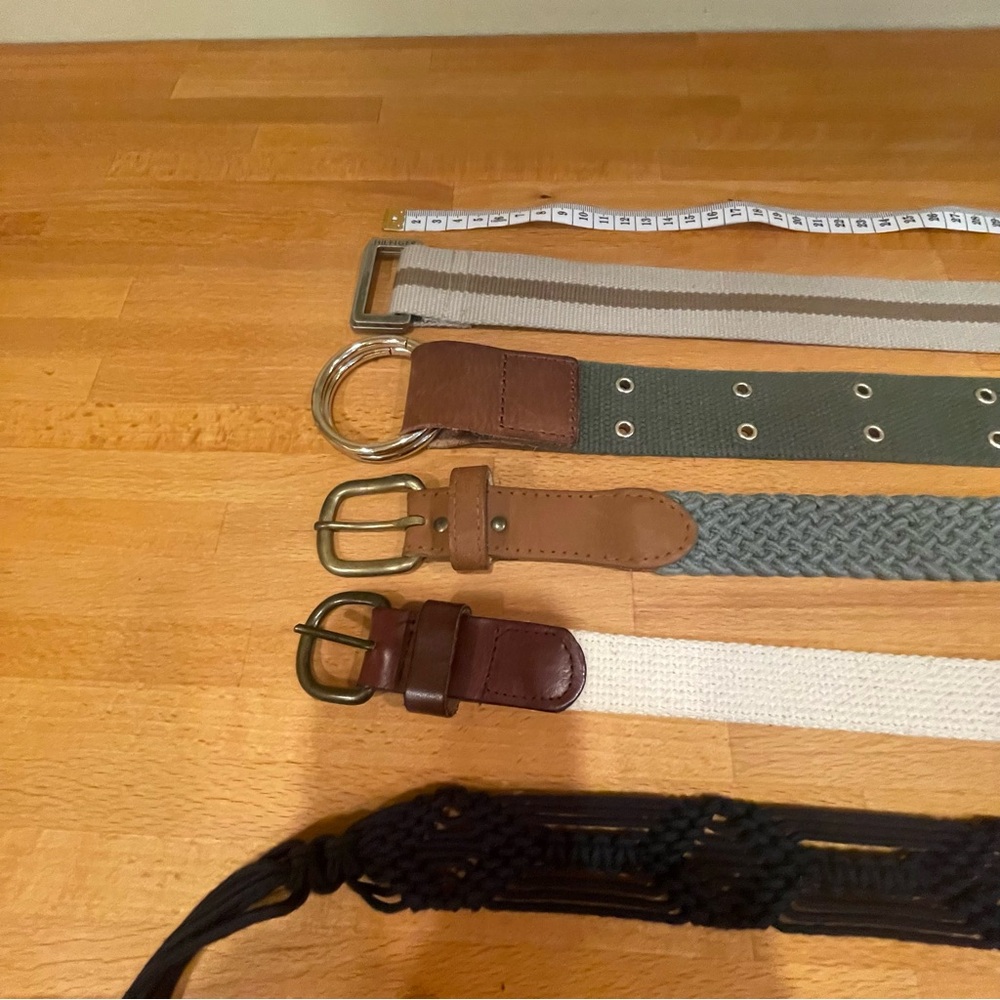 Ladies Assorted Belt Set - Beige, Green, Off White, Navy Blue - Picture 3 of 9